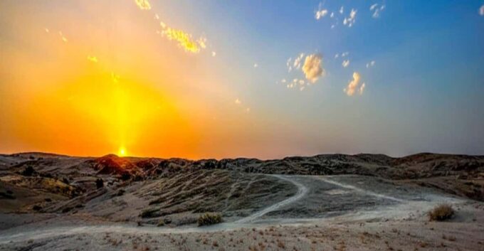 Marrakech: Agafay Sunrise , Camel Ride-Breakfast-Privat Car - Languages Spoken by the Driver