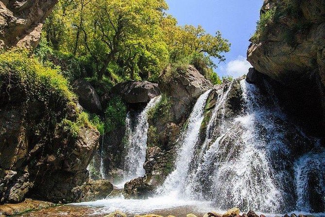 Marrakech: Atlas Mountains & 3 Valleys With Waterfall Tour - Good To Know