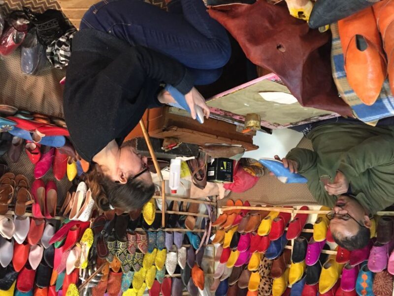 Marrakech: Babouch Making Workshop in the Medina - Refreshments and Photography