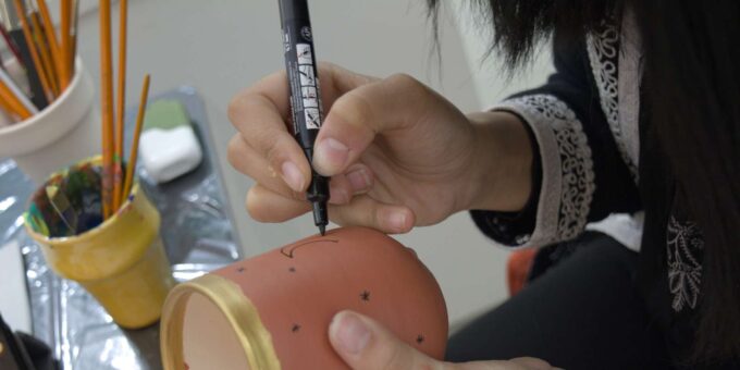 Marrakech : Ceramic Painting Workshop - Unleash Your Creativity in Marrakech