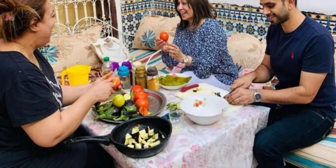 Marrakech: Cooking Class and Market Visit - Instructor Qualifications and Accessibility