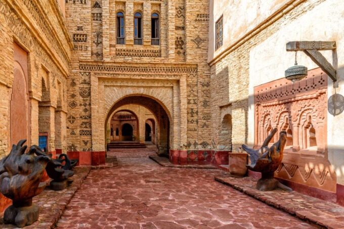 Marrakech Day Trip With Amazing Tour Guide - Experienced Tour Guides Insights and Expertise