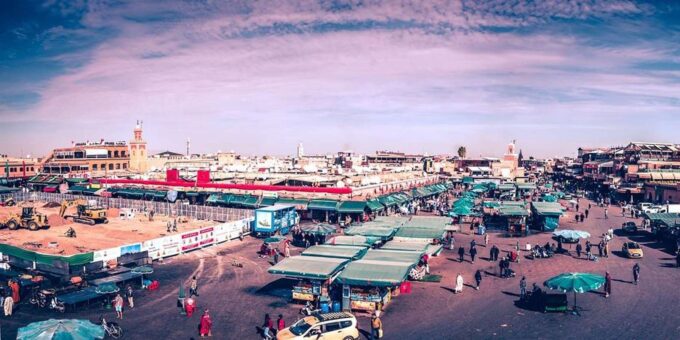Marrakech: Driving Around Marrakech and Visit the Palaces - Transportation and Accessibility