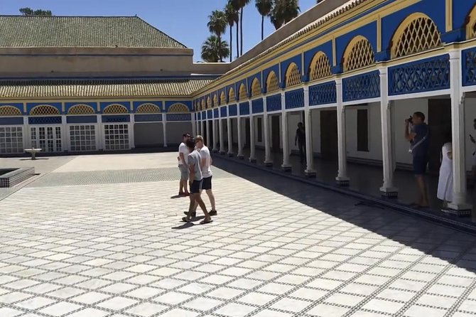 Marrakech Guided Tour With Transport & Lunch - Transportation Details