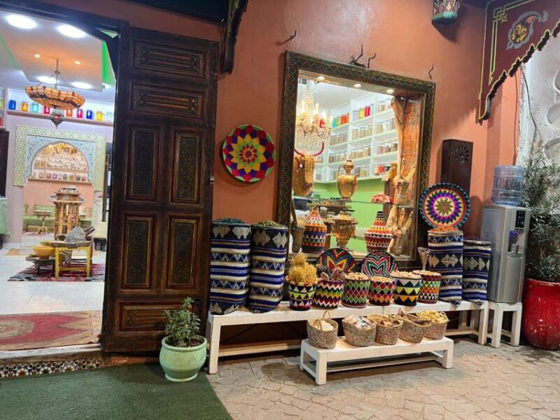 Marrakech: Instagram Tour Of The Best Photography Spots - Discover Jemaa El-Fnaas Vibrant Atmosphere