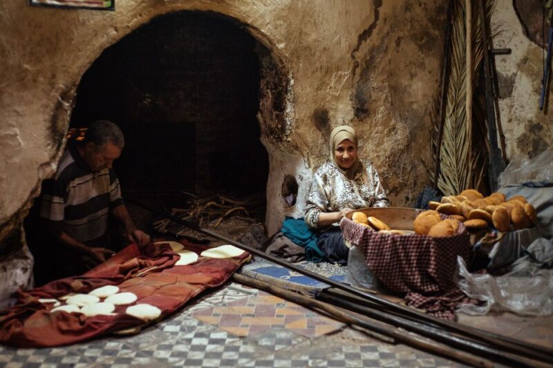Marrakech: Live Like a Local Private Tour With Tea and Snack - Good To Know