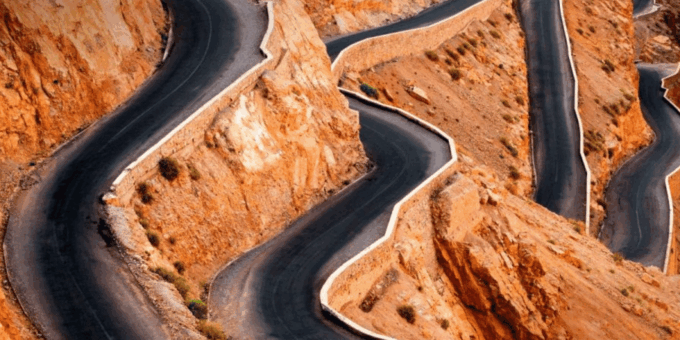 Marrakech: Luxury Desert Camp Tour With Camel Ride 4 Days - Marrakech to Dades Gorge