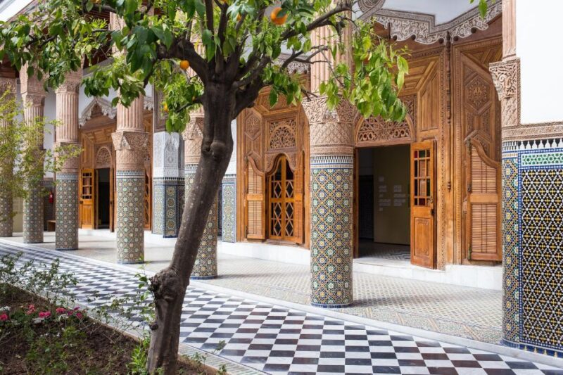 Marrakech: Palace, Museum, Madrasa & Medina Highlights Tour - Koutoubia Mosque Highlights