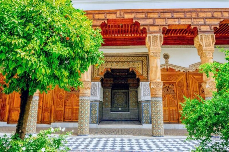 Marrakech: Palace, Museum, Madrasa & Medina Highlights Tour - Exploring Bahia Palace