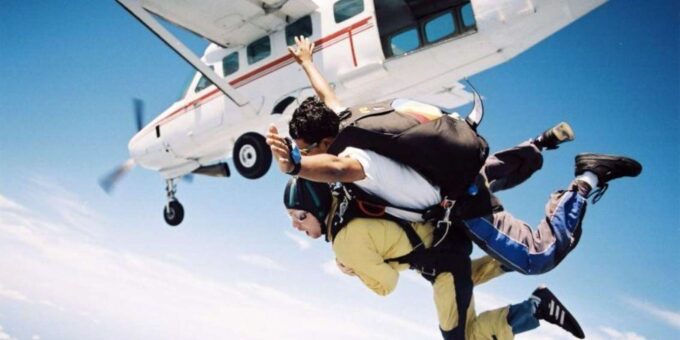 Marrakech: Skydive in the Beni Mellal Midlle Atlas Mountains - Spectator Experience and Amenities