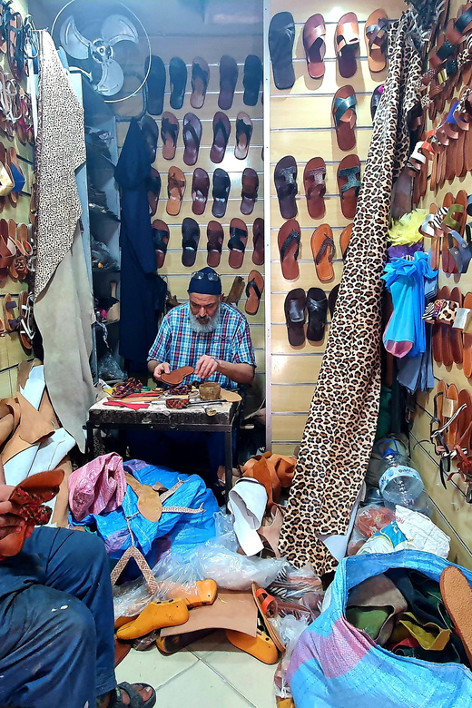 Marrakech Souk Tour: Discover Moroccan Arts & Handicrafts - Discovering Local Artisan Workshops
