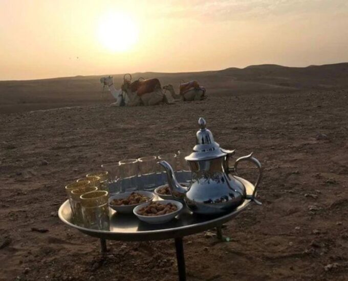 Marrakech: Sunrise Desert Tour With Camel Ride and Breakfast - Guides and Professionalism