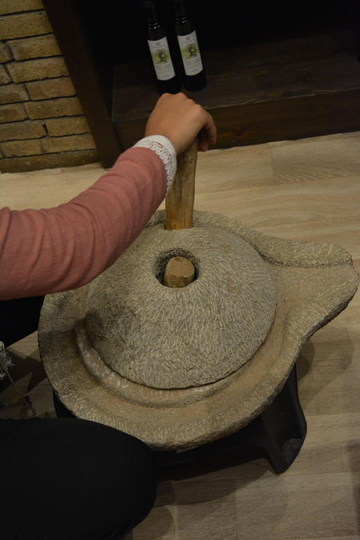 Marrakech : The Ultimate Argan Workshop - Photography Session With Argan