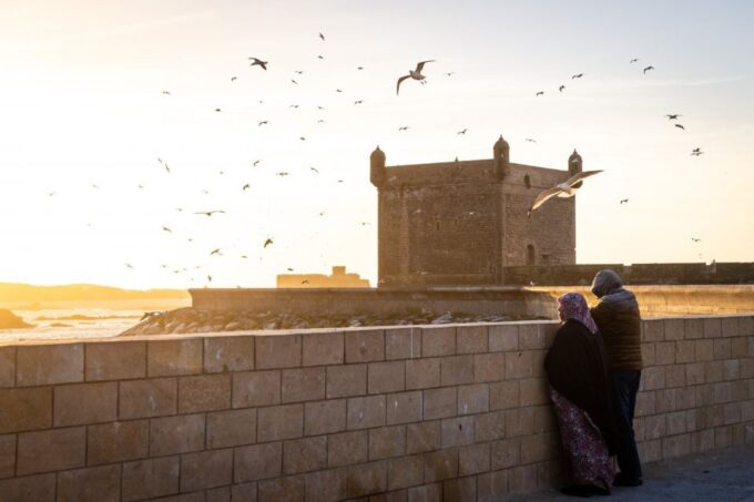Marrakech To Essaouira Fully Day Tour - Cooperative Visit and Tea