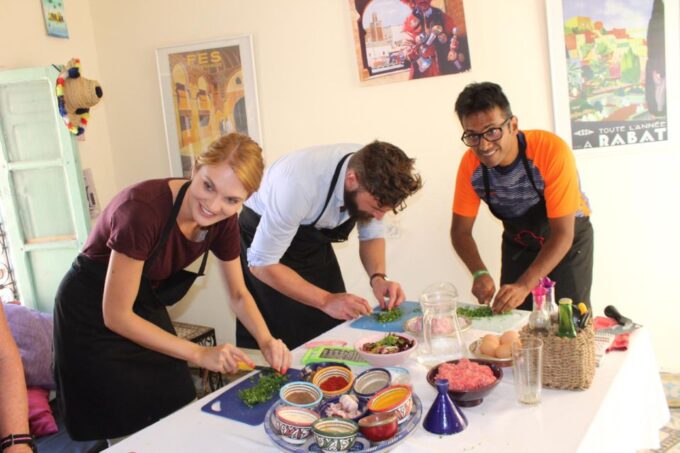Marrakech: Traditional Moroccan Cooking Class & Market Visit - Interacting With Passionate Moroccan Chefs
