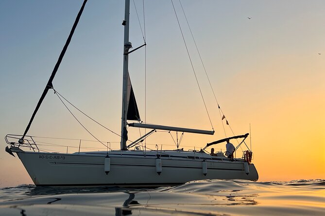 Marriage Proposal Boat Trip in Barcelona - Additional Information