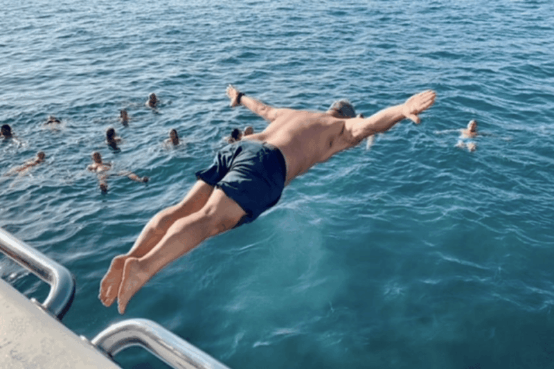 Marseille: Calanques Catamaran Cruise With Lunch & Wine - Indulging in Calanque De Morgiou