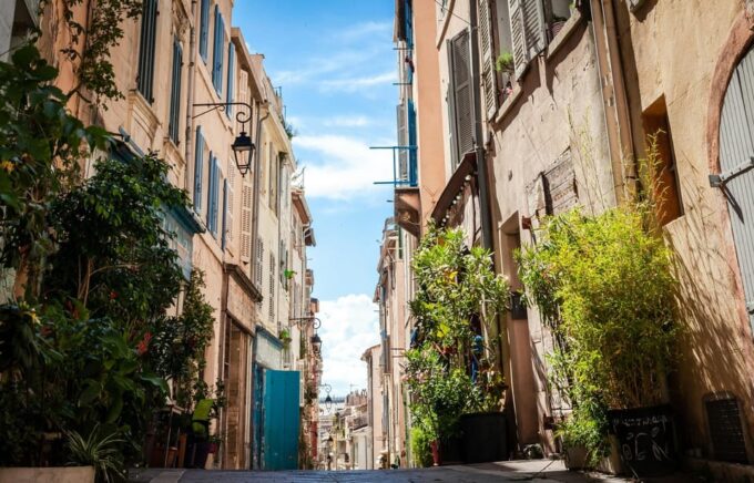 Marseille: Cosquer Cave Ticket & Panier District Audio Tour - Explore the Panier District With Audio Guide