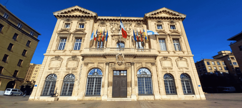 Marseille: Essential Guided Walking Tour of the City - Participant Experience