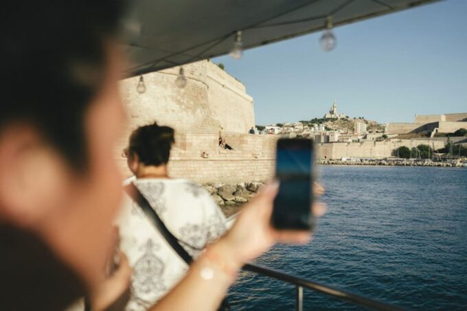 Marseille: Frioul Archipelago Catamaran Cruise With Lunch - Meeting Point and Arrival Instructions