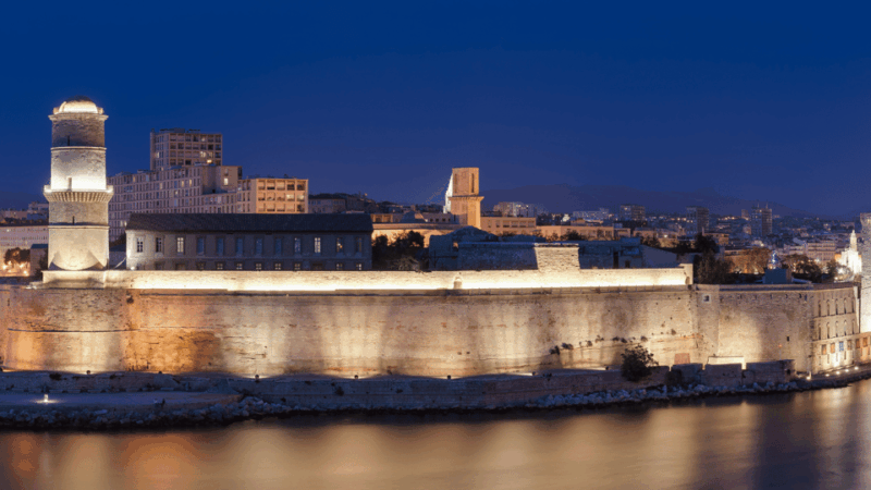 Marseille Gourmet Food Walking Tour : Taste Maritime Culture - Discovering the Iconic Fish Market