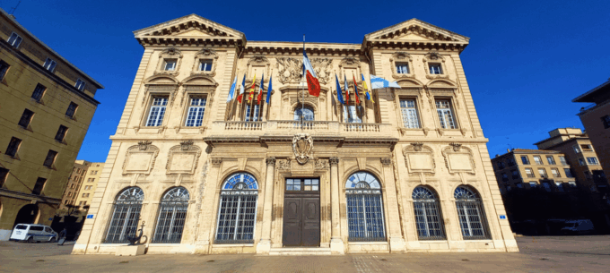 Marseille: Half-Day City Highlights Guided Walking Tour - Ask Away