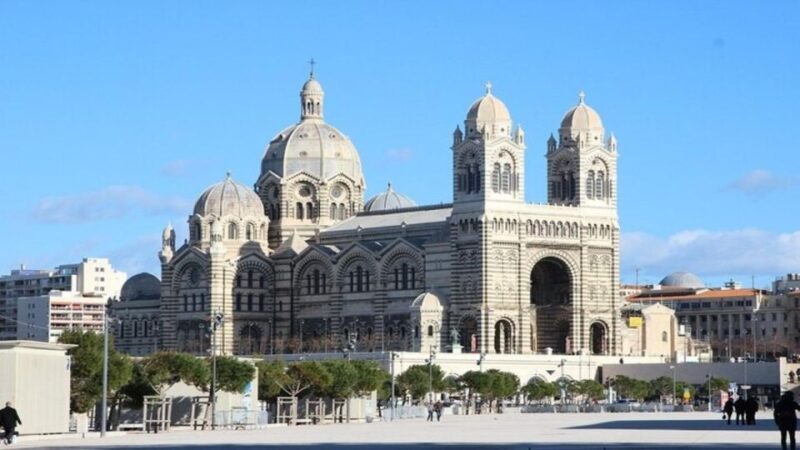 Marseille : Local Neighborhoods Guided Walking Tour - Booking Information