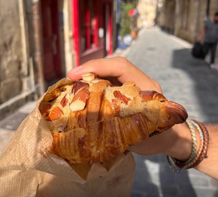 Marseille: Pastries Food Tour With 6+ Tastings - Savoring the Pastry Flavors