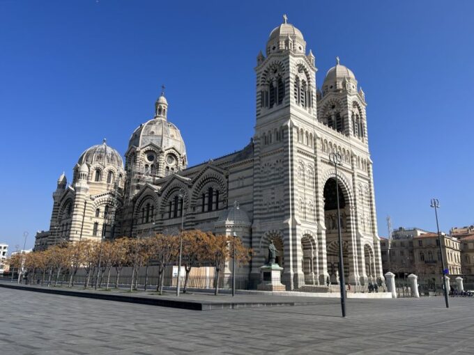 Marseille: Sightseeing E-Bike Tour - Suitability