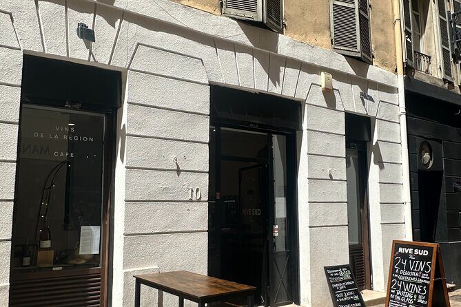 Marseille: Tailored Wine Tasting Experience in a Top Wine Shop - The Experience from a Guest Perspective