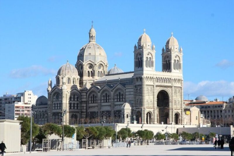 Marseilles: Private Custom Tour With a Local Guide - Tour Features