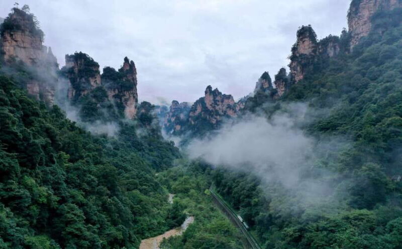 Marvelous Zhangjiajie Day Tour With National Forest Park - The Scenic Highlights: From Peaks to Wonder Spots