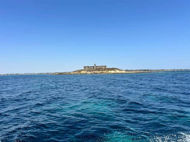Marzamemi: Private Tour to Ciriga Sea Stacks with Aperitif - What makes this tour stand out?