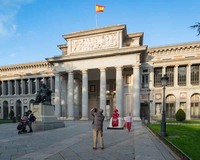 Masterpieces of Spanish Art: Prado Museums Greatest Works - Key Points