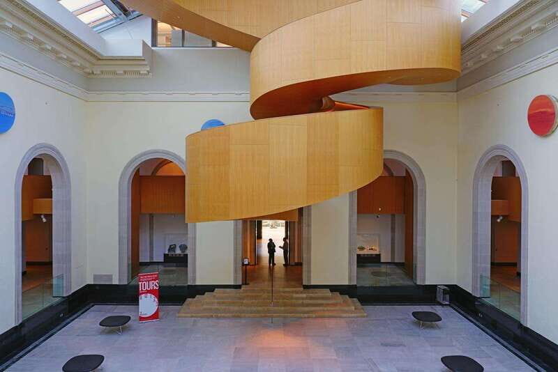 Masterpieces of the Art Gallery of Ontario: A Guided Tour - The Value of a Guided Tour