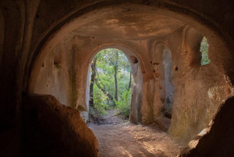 Matera: hike on the path of rock churches - Why This Tour Stands Out