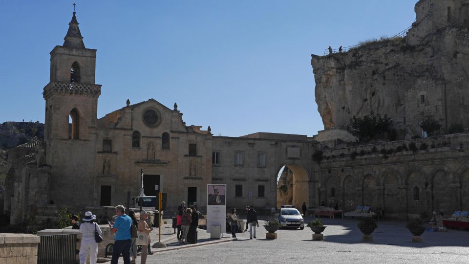 Matera: Sassi, Rock Churches, and City Ramparts Tour - Visiting Rock Churches