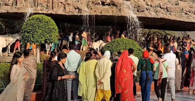 Mathura Tour Package - Lunch and Spiritual Retreat