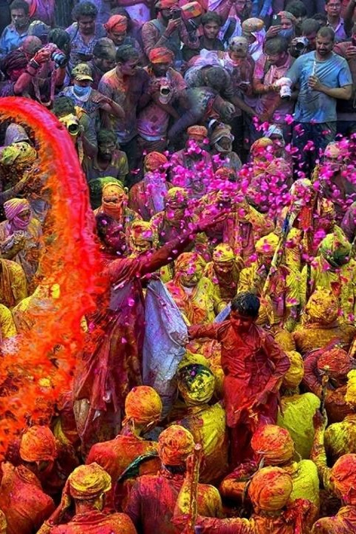 Mathura Vrindavan Holi Tour 2025 With Taj Mahal - Highlights