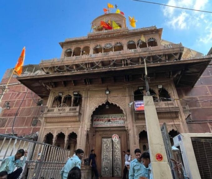 Mathura Vrindavan Photography Tour: From Delhi/Agra - Meal Information