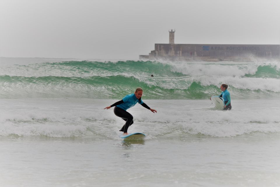 Matosinhos: Surfing Lesson With Equipment - Participant Ratings and Reviews