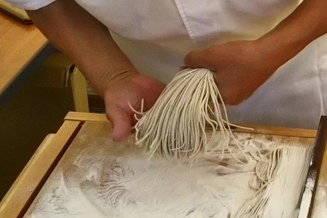 Matsumoto Castle Tour & Soba Noodle Experience - Tasting the Soba Noodles