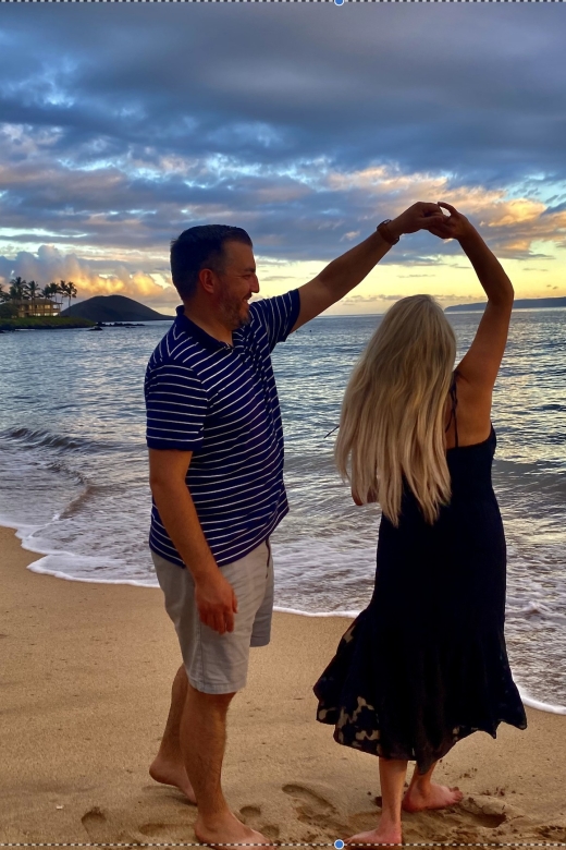 Maui: Charcuterie Board & Sunset at Hidden Beach With Photos - Picnic Setup and Charcuterie Board