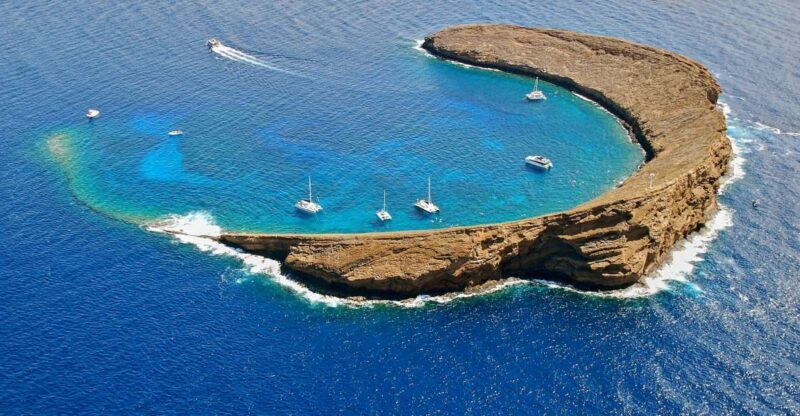 Maui: Molokini Snorkel and Performance Sail with Lunch - Key Points