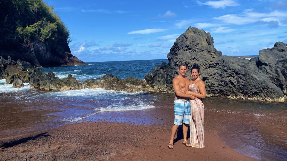 Maui: Private All-Inclusive Road to Hana Tour With Pickup - Discovering Lava Tubes and Waterfalls