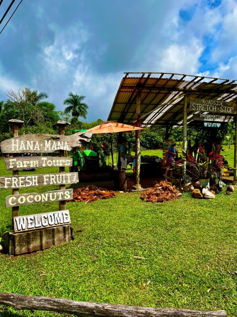 Maui: Road to Hana Private Tour in Convertible SUV - Off-Road Adventure Experiences