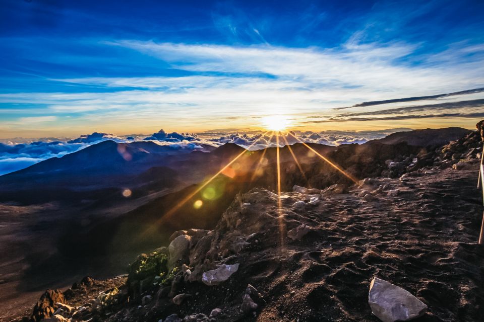 Maui: Sunrise & Breakfast Tour to Haleakala National Park - Exploring Haleakala National Park
