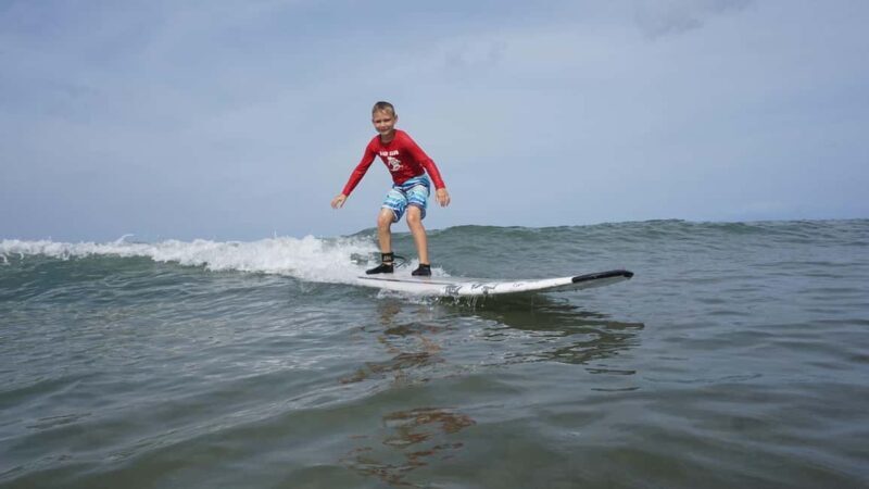 Maui: Surfboard Rental - The Value of a Surfboard Rental in Maui
