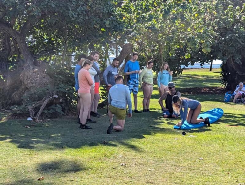 Maui: Surfing Lesson for everyone ; pure fun! - FAQ