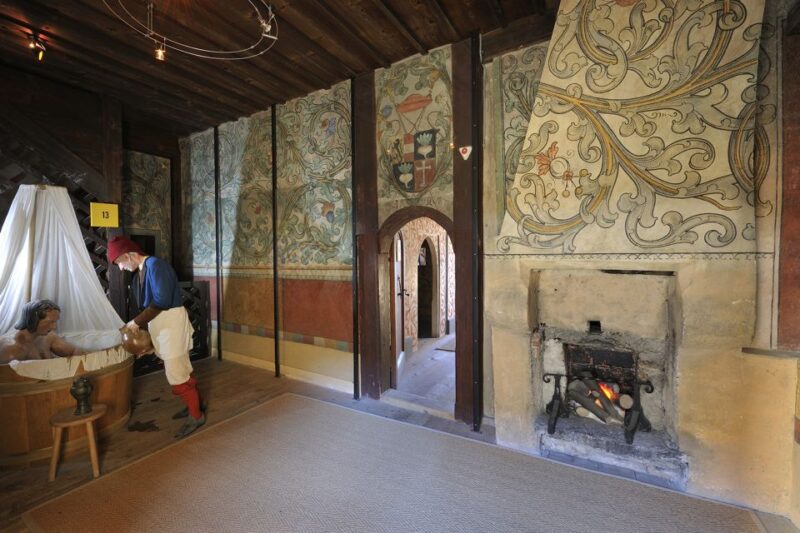 Mauterndorf: Castle Entrance Ticket - Amenities for Visitors